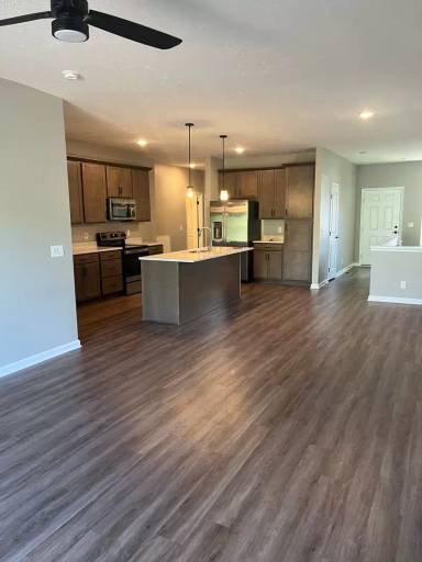 Main picture of 8116 S 178th St