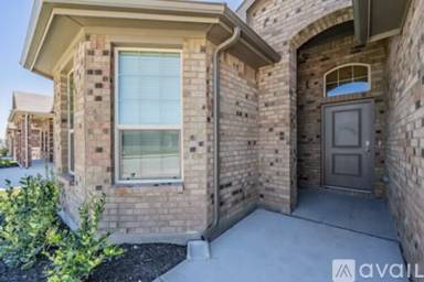 Main picture of 8620 Mirror Lake Dr