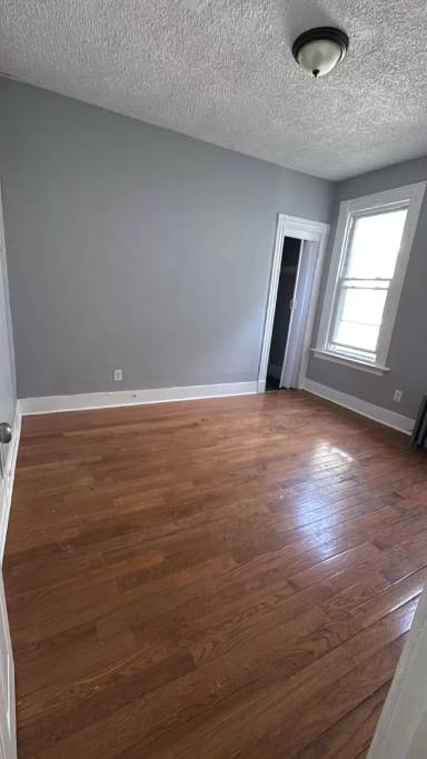 Main picture of 534 Howard Ave