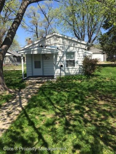 Main picture of 1403 E Paris Ave