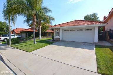 Main picture of 28123 Wildwind Rd