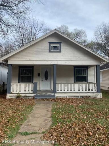 Main picture of 742 S Douglas Ave