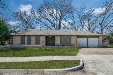 Main picture of 2841 Scruggs Park Dr
