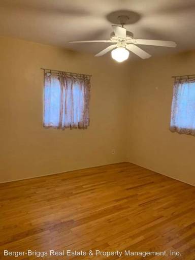 Main picture of 221 Hermosa Dr NE