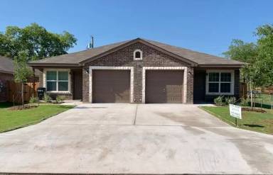 Main picture of 915 Ashwood St