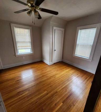Main picture of 2042 Southmoor Dr