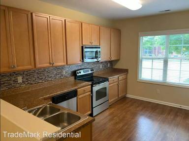 Main picture of 2020 Highland Village Dr