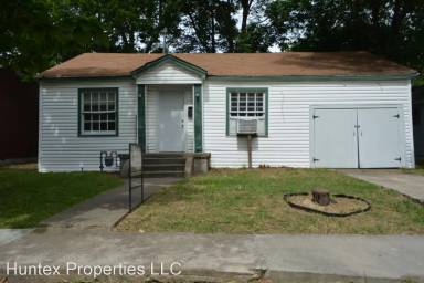 Main picture of 3916 Simonds St