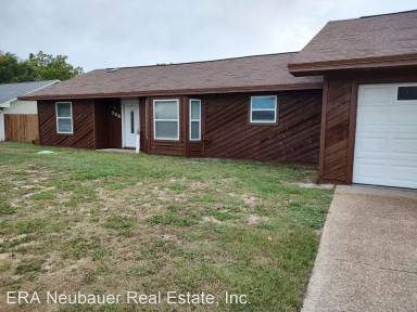 Main picture of 306 Prudence Ln