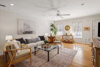 Main picture of 170 1/2 Queen St