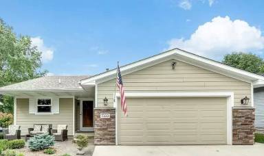 Main picture of 7222 Divinity Ln
