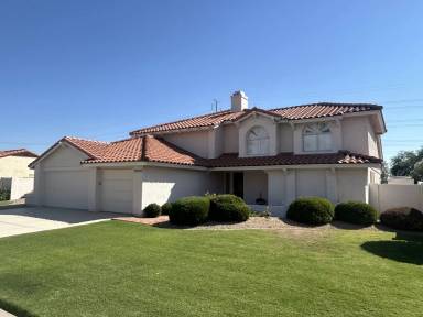 Main picture of 10137 E Becker Ln