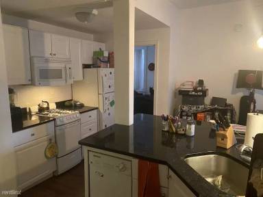 Main picture of 64 Hemenway St