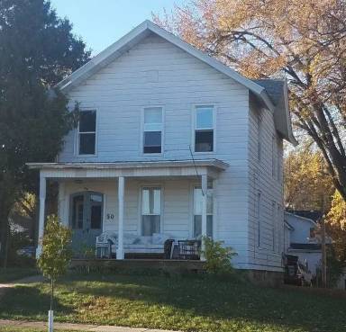 Main picture of 50 E Willow St