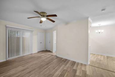 Main picture of Tradewinds Apartments