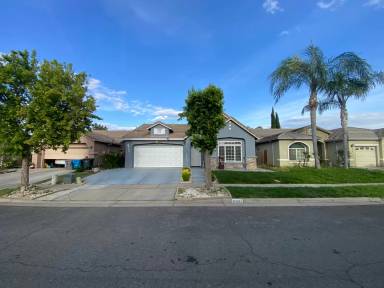 Main picture of 686 Anna Dr