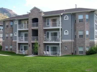 Main picture of 455 Belmont Pl
