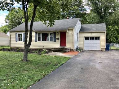 Main picture of 6449 Maple Dr