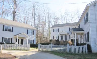 Main picture of 135 Weymanda Ct