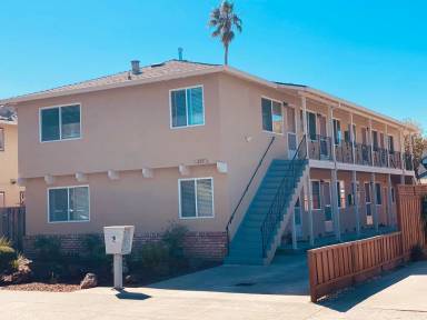 Main picture of 659 N 3rd St