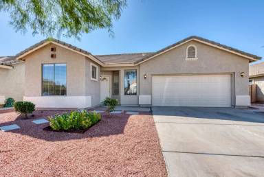 Main picture of 1429 E Wayland Dr