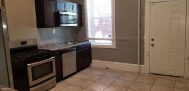 Main picture of 2343 Russell Blvd