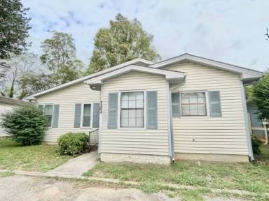 Main picture of 4304 Chalet Cir NW