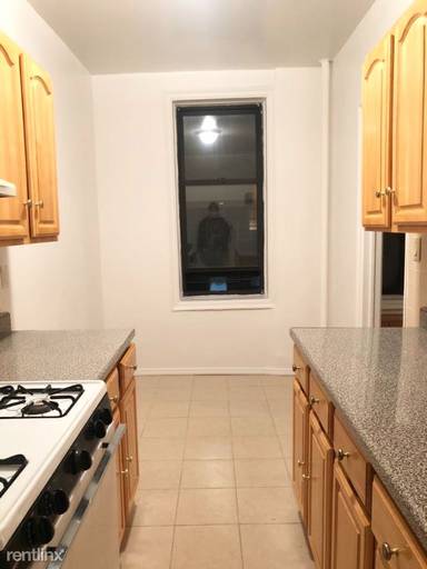 Main picture of 150 Brighton 15th St