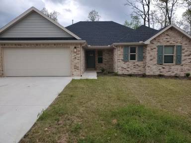 Main picture of 24 Bonhill Ln