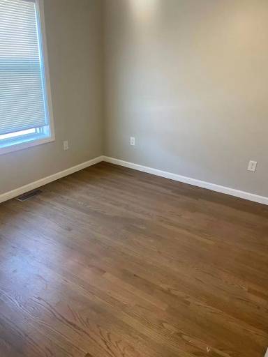 Main picture of 150 Oakland Ave