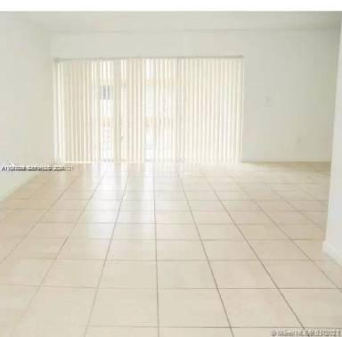 Main picture of 9365 Fontainebleau Blvd
