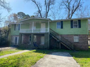 Main picture of 1009 W. 51st Street - 2