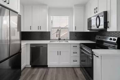 Main picture of 6634 Rockglen Ave