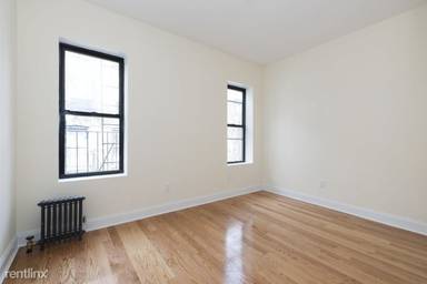 Main picture of 3149 Broadway