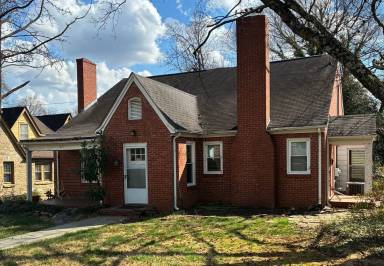 Main picture of 815 W Johnson St