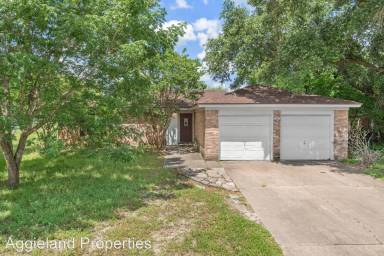 Main picture of 1405 Gunsmith St