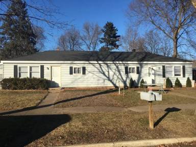 Main picture of 704 E Division St