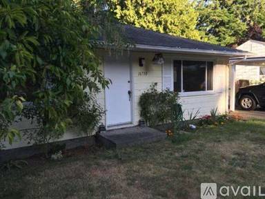 Main picture of 16730 10th Ave NE