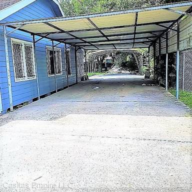 Main picture of 8216 Findlay St