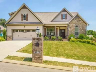 Main picture of 7977 Burgundy Cir