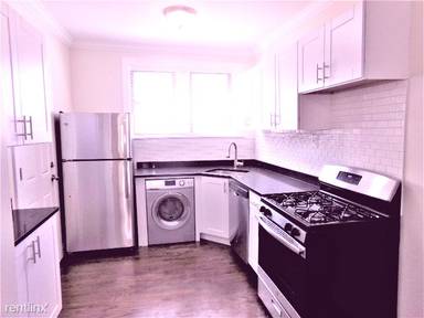 Main picture of 3815-23 N Greenview Ave