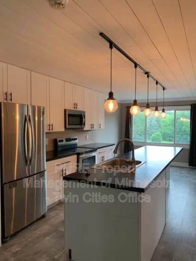 Main picture of 400 Pondridge Cir
