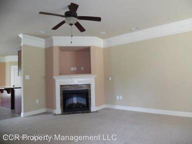 Main picture of 417 Georgetown Cir