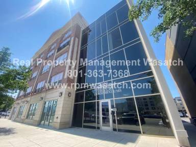 Main picture of 4276 S Main St
