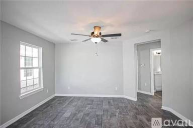 Main picture of 2219 Northridge Ave