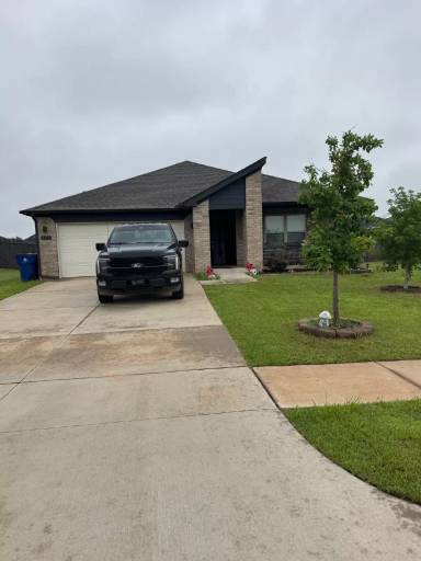 Main picture of 374 Emmy Jean Dr