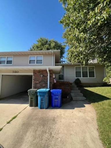 Main picture of 730 Olympic Dr