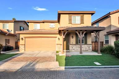Main picture of 4367 Amanecer Dr