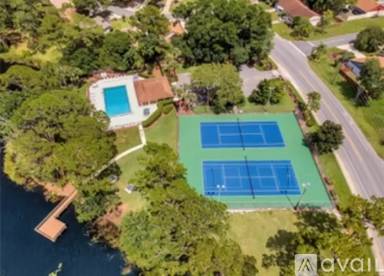 Main picture of 292 Live Oak Blvd