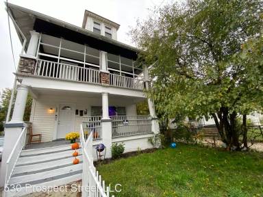 Main picture of 530 Prospect Ave